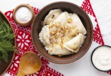 Тісто на найсмачніші вареники: швидкий і дешевий рецепт від Олени Мандзюк