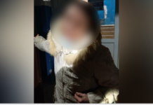 У Дніпрі патрульні допомогли жінці, яка заблукала, повернутися додому