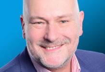 У Німеччині відбулися обшуки в ультраправого депутата, який є власником плантації в Білорусі