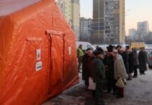 МОМ: 325 тисяч українців, які повернулися, можуть знову виїхати через атаки РФ по енергетиці України