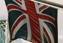 Очевидна маніпуляція: Британія спростувала фейк рф про передачу ядерної зброї Україні