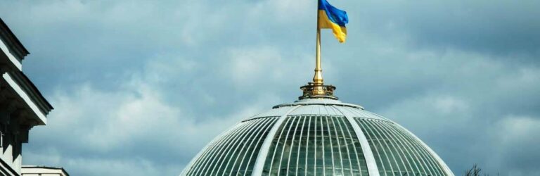 Соціальні стандарти під переглядом: як і коли пенсії зростуть до 7 374 гривень