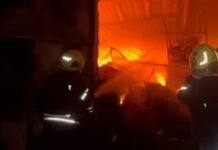 У РФ заявляють, що українські дрони атакували нафтобазу в Псковській області