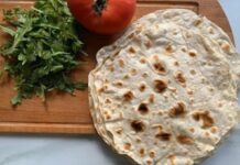 Забудьте про магазинний хліб: бездріжджовий лаваш, який готується за лічені хвилини