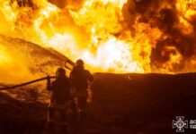 Атака РФ: в Одесі дві людини поранені, у Дніпрі спалахнула пожежа