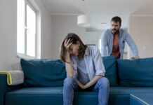 Стосунки можуть руйнувати вас тихо: психолог назвала сигнали, які легко пропустити