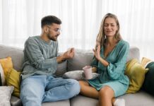 “Я не можу без тебе”: чому це не кохання та як вибратися з павутиння залежних стосунків