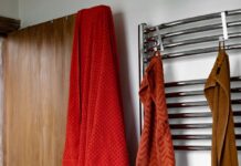 Не мийте ним підлогу та не даруйте: народні прикмети про рушник, які врятують ваш дім від хвороб