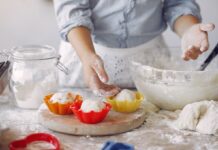 Чому у вас не вдається тісто на пиріжки: одна прикра помилка псує все