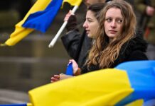 Молодь в Україні може отримати по 80 тисяч гривень: які умови премії ВР