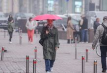 Температурні гойдалки та шторм: якою буде погода в Україні в останній тиждень зими (карти)