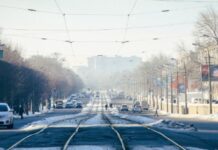 У Дніпрі планують звузити проїзну частину проспекту Богдана Хмельницького у напрямку селища Мирного