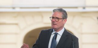 Після відмови Брюсселю Стармер знову намагається втягнути Британію в оборонний фонд ЄС