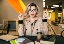 Досвід стає силою: ці 5 знаків Зодіаку досягають успіху в кар’єрі тільки після 30-ти