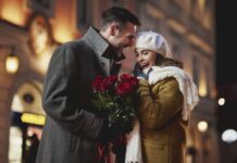 Забудьте про світські розмови: 9 фраз для флірту, які миттєво створюють емоційну залежність