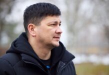 Кім: російські дрони уразили об’єкт транспортної інфраструктури в Миколаєві, є поранений