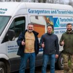 Мер Кам’янського разом із волонтерами передав мікроавтобус Mercedes розвідникам