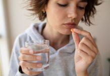 Цього важливого вітаміну не вистачає багатьом жінкам: не ігноруйте симптоми