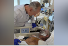 Дістав опіки обличчя та втратив зір: у Дніпрі рятують чоловіка, в автівку якого влучив ворожий дрон