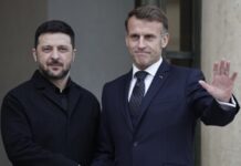 Зеленський прибув до Парижа