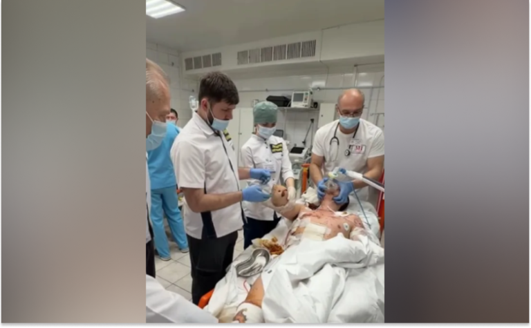 Понад 100 уламків у тілі: у Дніпрі рятують пораненого Захисника