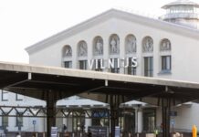 Аеропорт Вільнюса знову зупиняв роботу через контрабандні повітряні кулі з Білорусі