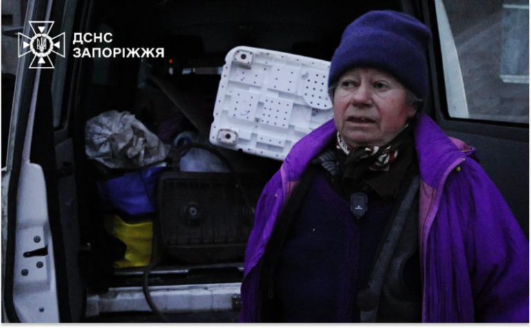 Запоріжжя: рятувальники евакуювали 71-річну жінку з Преображенки
