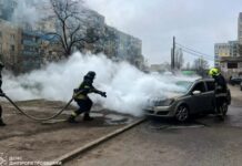 У Кам’янському вдень зайнявся Opel Astra