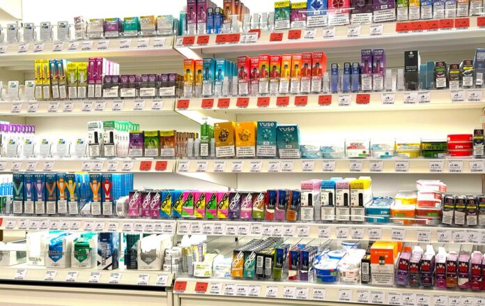 _elektronni_sigareti_tsigarki__magazin_veyp__gettyimages_1849633610_a54717284c02d3fce43902ad584467bb_1300x820