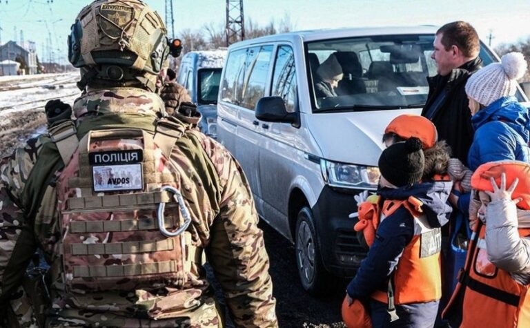 Із п’яти сіл на Дніпропетровщині оголосили примусову евакуацію
