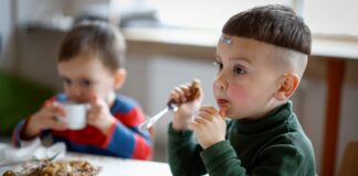 В ООН б’ють на сполох через підвищення смертності дітей у світі: Україна в списку