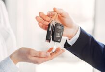 Податки під час продажу авто: у МВС пояснили, хто й скільки має платити у 2026 році