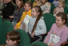 Італійський волонтер Марко Родарі відвідав Камʼянське та влаштував дитяче свято для малечі загиблих захисників