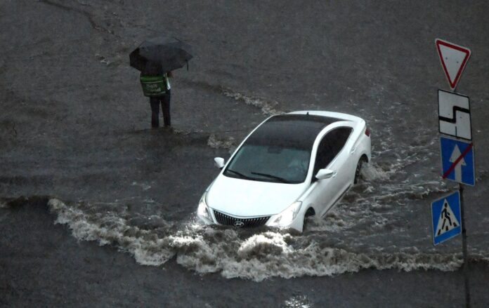 _povin_doshch_gettyimages_1513200948_fa9851e0cad75f8d4aca03348558883d_1300x820