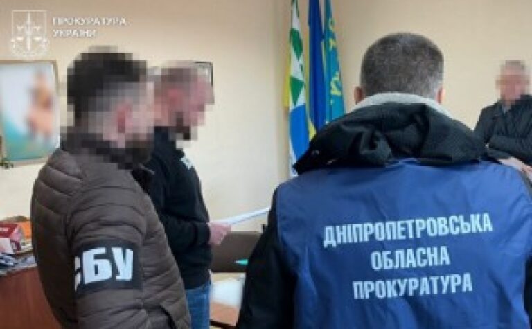 Понад 1,1 млн євро для країни-агресора: затримано та повідомлено про підозру директору картонно-тарного підприємства