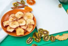 Не поспішайте викидати старі яблука: вірусний лайфхак з TikTok