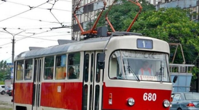 Як увечері 30 березня курсуватиме трамвай №1 у Дніпрі