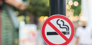 Шкодить не лише здоров’ю, але й гаманцю: де краще не палити, щоб не нарватись на штраф