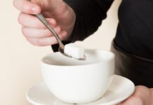 Генетик назвав продукт, що прискорює старіння вдвічі: ви їсте це кожен день