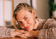 Справа не в генетиці: вчені знайшли секрет довголіття жінок