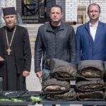 Кам’янське передало допомогу бійцям полку “Айдар”