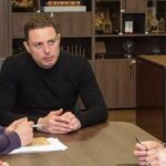 Міський голова Кам’янського провів зустріч із військовими 147-ї артилерійської бригади ДШВ