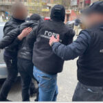 20 000 $ за фіктивне працевлаштування для втечі з країни: правоохоронці викрили ще одну схему