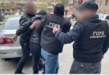 20 000 $ за фіктивне працевлаштування для втечі з країни: правоохоронці викрили ще одну схему