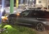 У Кривому Розі водій BMW не справився з керуванням та наїхав на електроопору