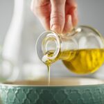 Оливкова олія чи вершкове масло: що насправді шкодить серцю