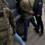 Поліцейські Дніпропетровщини викрили канал незаконного переправлення військовозобов’язаних чоловіків за кордон