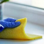 Від іржі до нальоту: як відмити підвіконня без шкоди пластику