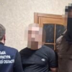 Обіцяв за $8 тисяч переправити за кордон: у Дніпрі викрито незаконну схему