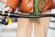 Ормузька протока відкрита: як це позначиться на цінах на пальне в Україні